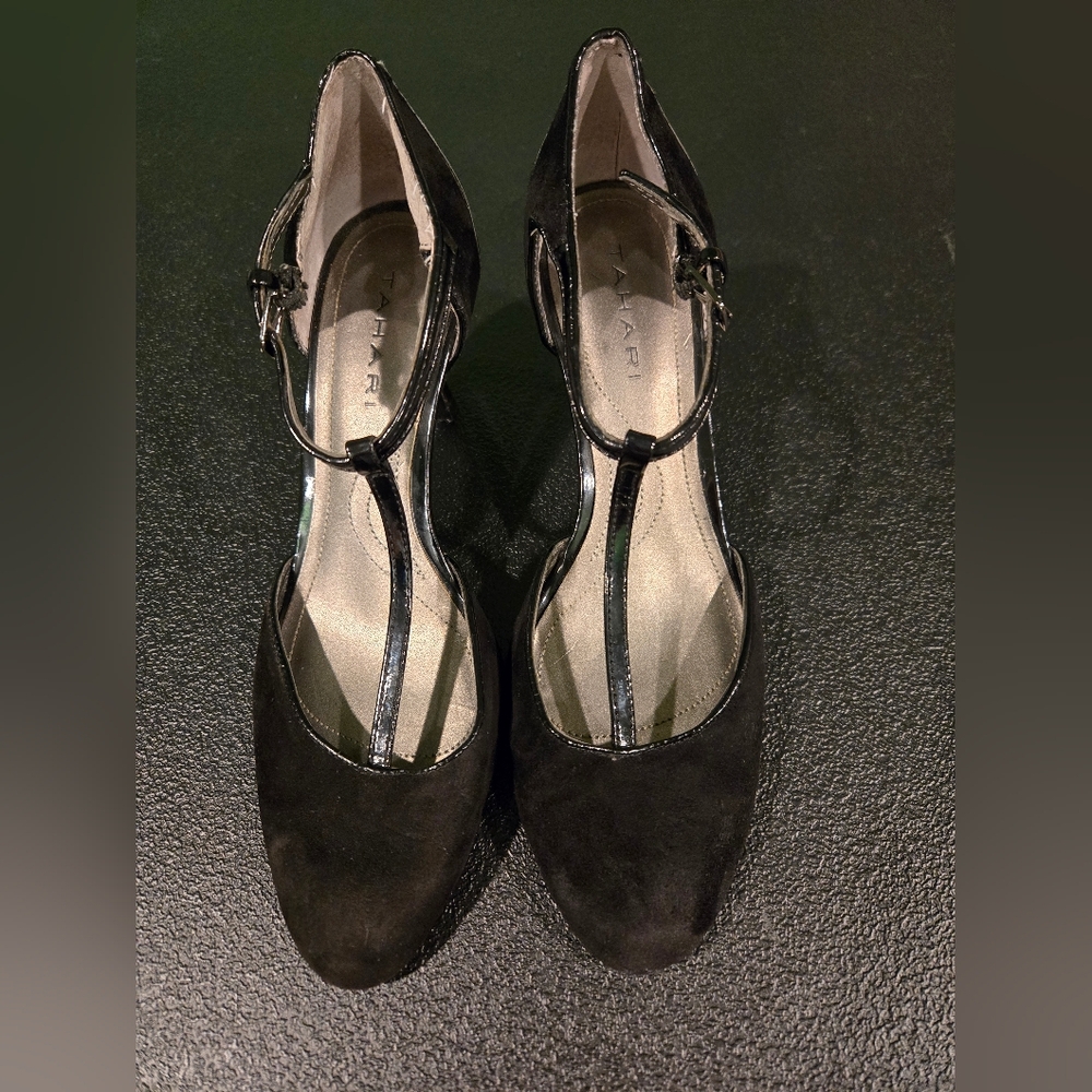 Tahari Women's Black T-Strap Shoes